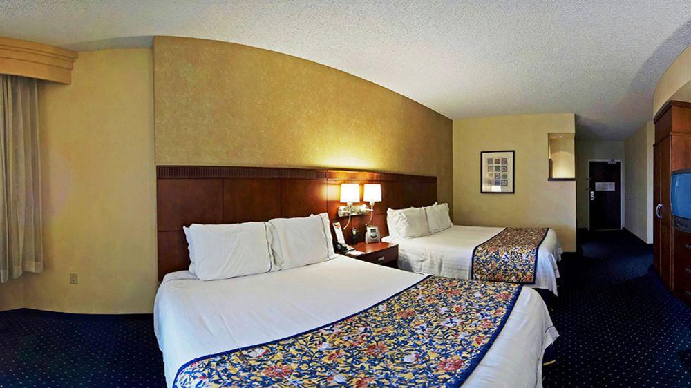 Courtyard By Marriott Oklahoma City Downtown מראה חיצוני תמונה