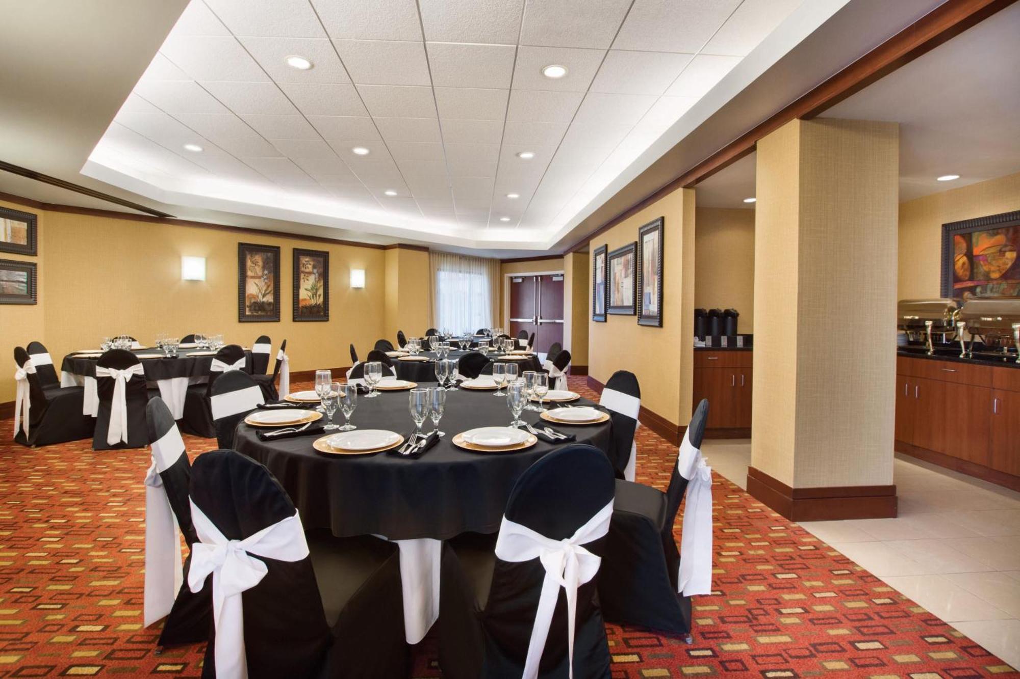 Courtyard By Marriott Oklahoma City Downtown מראה חיצוני תמונה