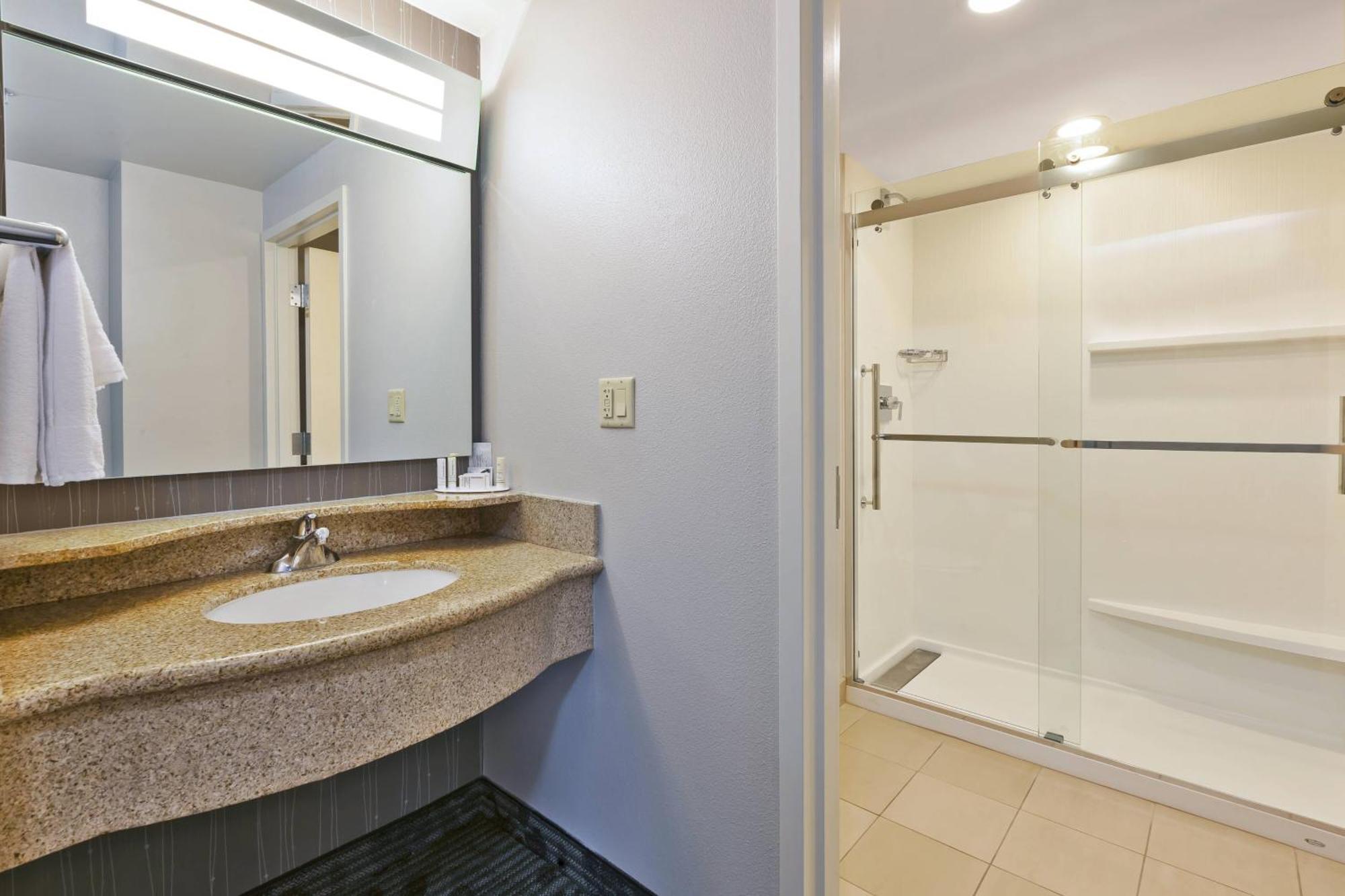 Courtyard By Marriott Oklahoma City Downtown מראה חיצוני תמונה