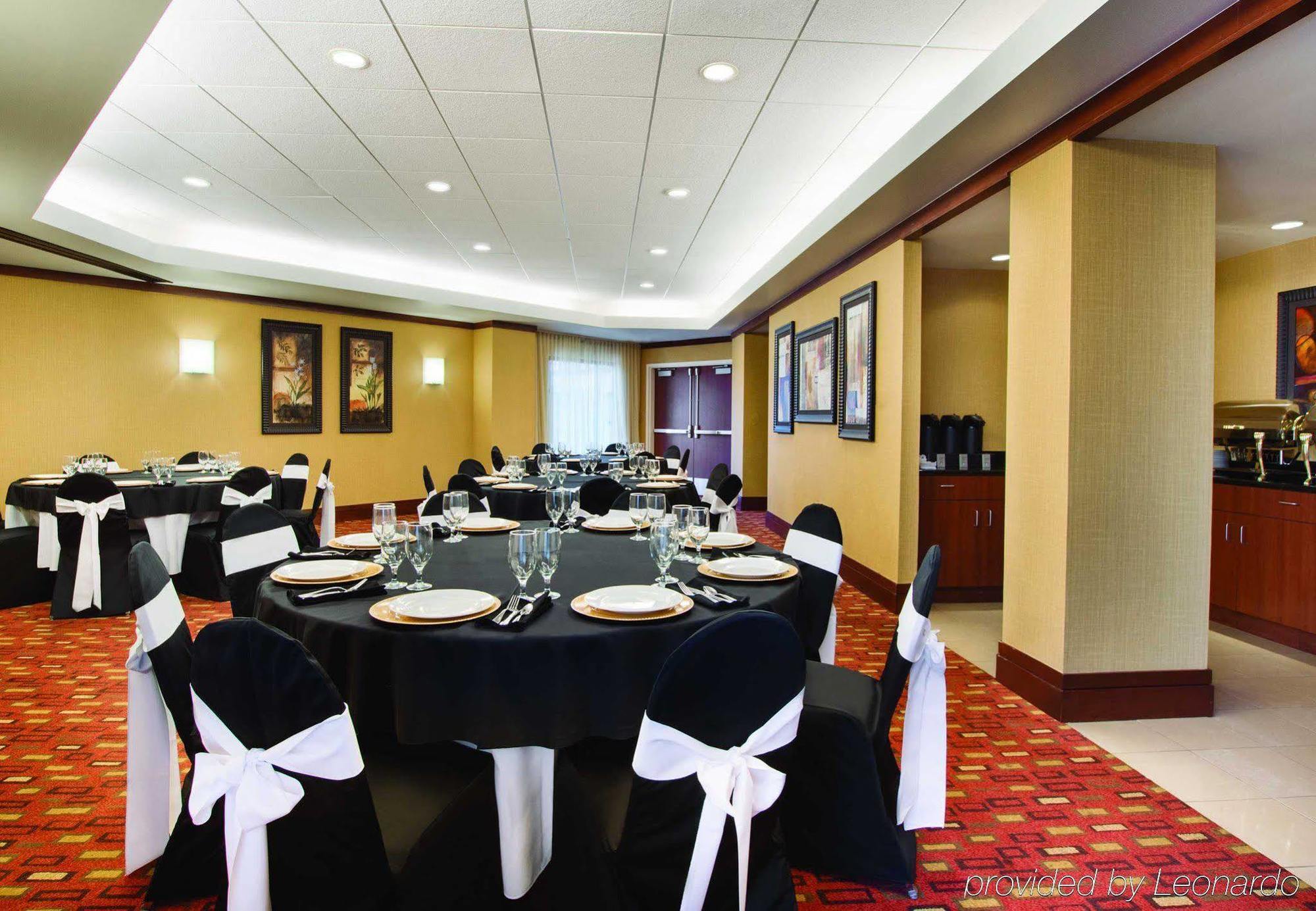Courtyard By Marriott Oklahoma City Downtown מראה חיצוני תמונה