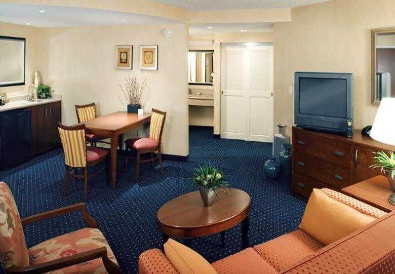 Courtyard By Marriott Oklahoma City Downtown מראה חיצוני תמונה